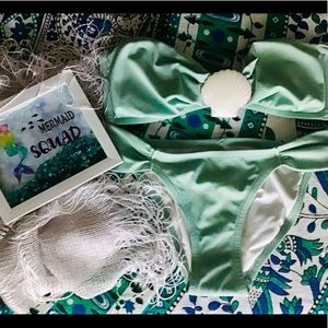 🌴NWOT! VICTORIAS SECRET SEASHELL STRAPLESS BIKINI